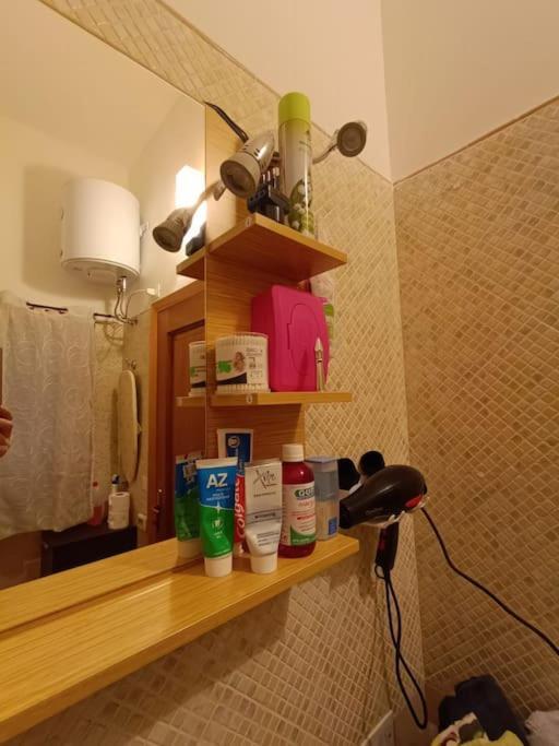 "Orchidea" Camera Privata Nell'Appartamento Condiviso Cagliari Ngoại thất bức ảnh