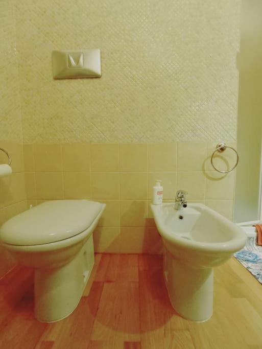 "Orchidea" Camera Privata Nell'Appartamento Condiviso Cagliari Ngoại thất bức ảnh